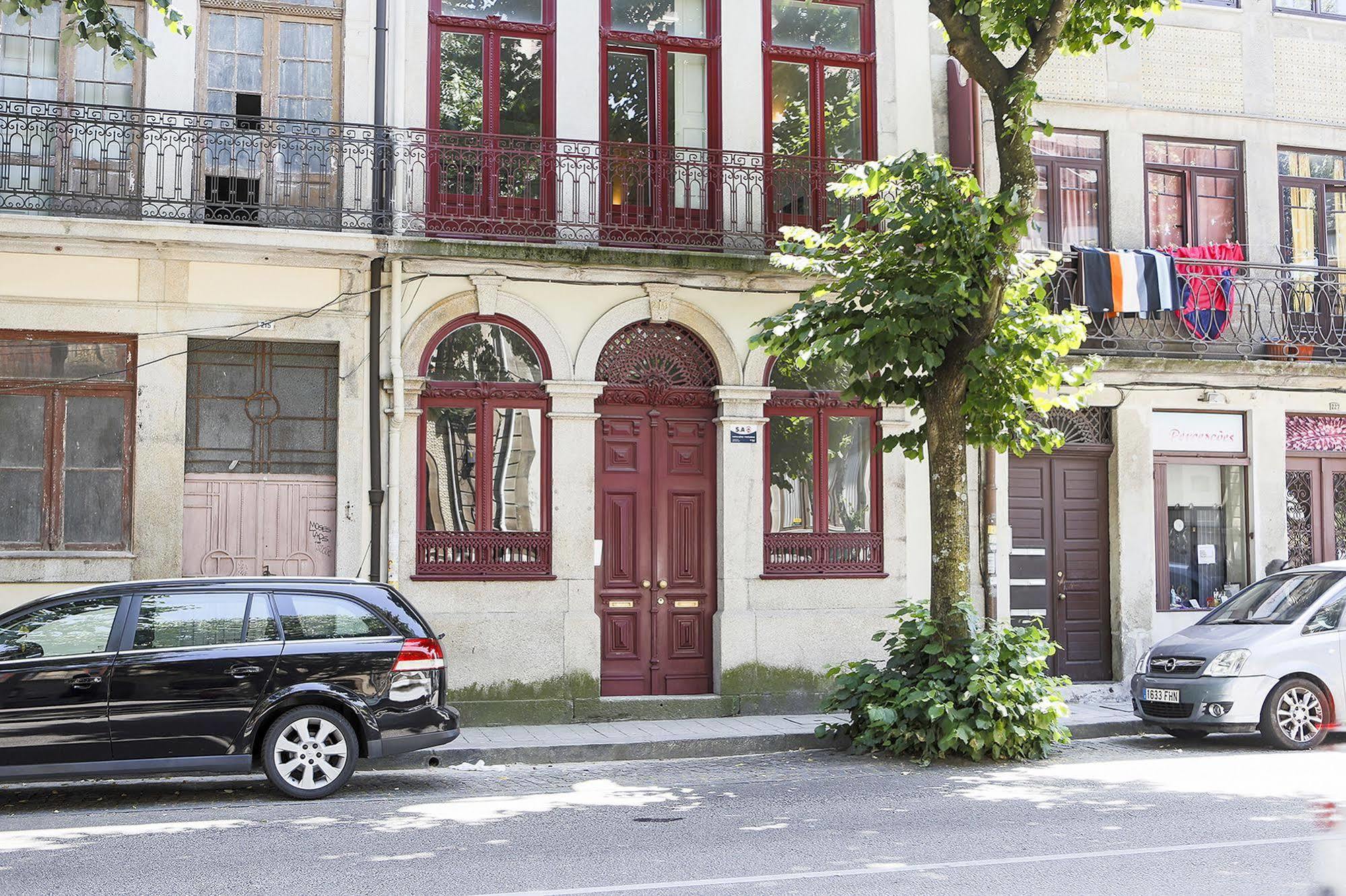 Ox Apartments B Arts Porto Buitenkant foto